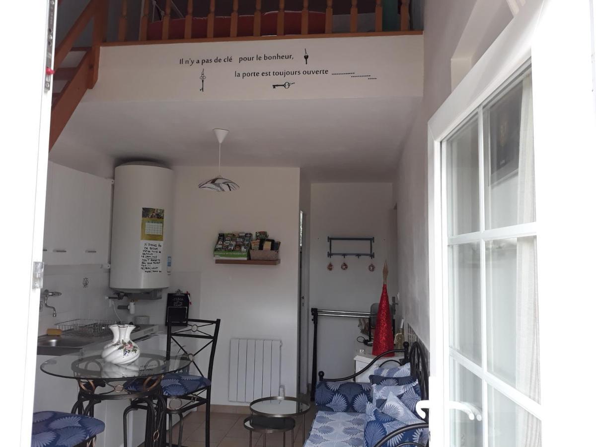 Chambres D'Hotes Elvire Et Laurent Barbey Sainte-Marie-du-Mont  Εξωτερικό φωτογραφία